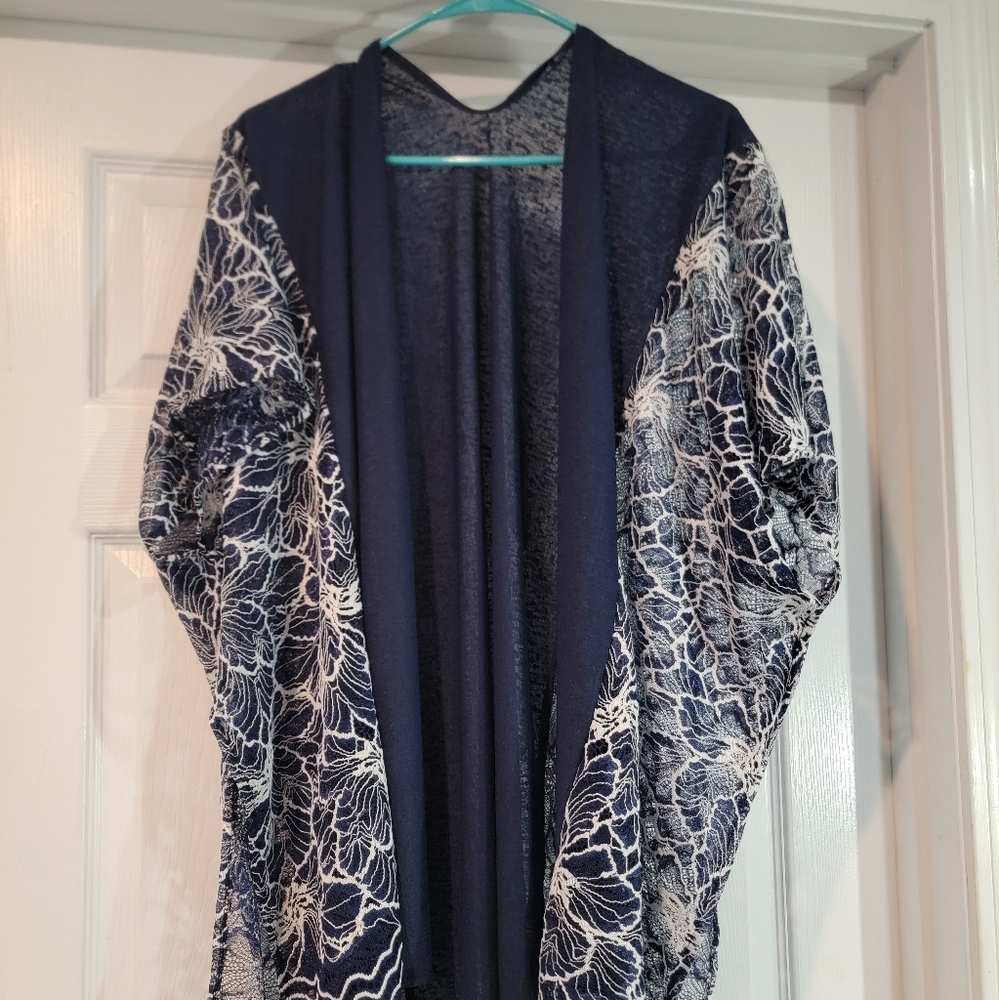 Navy and White Floral Patterned Dress - Picture 1 of 2